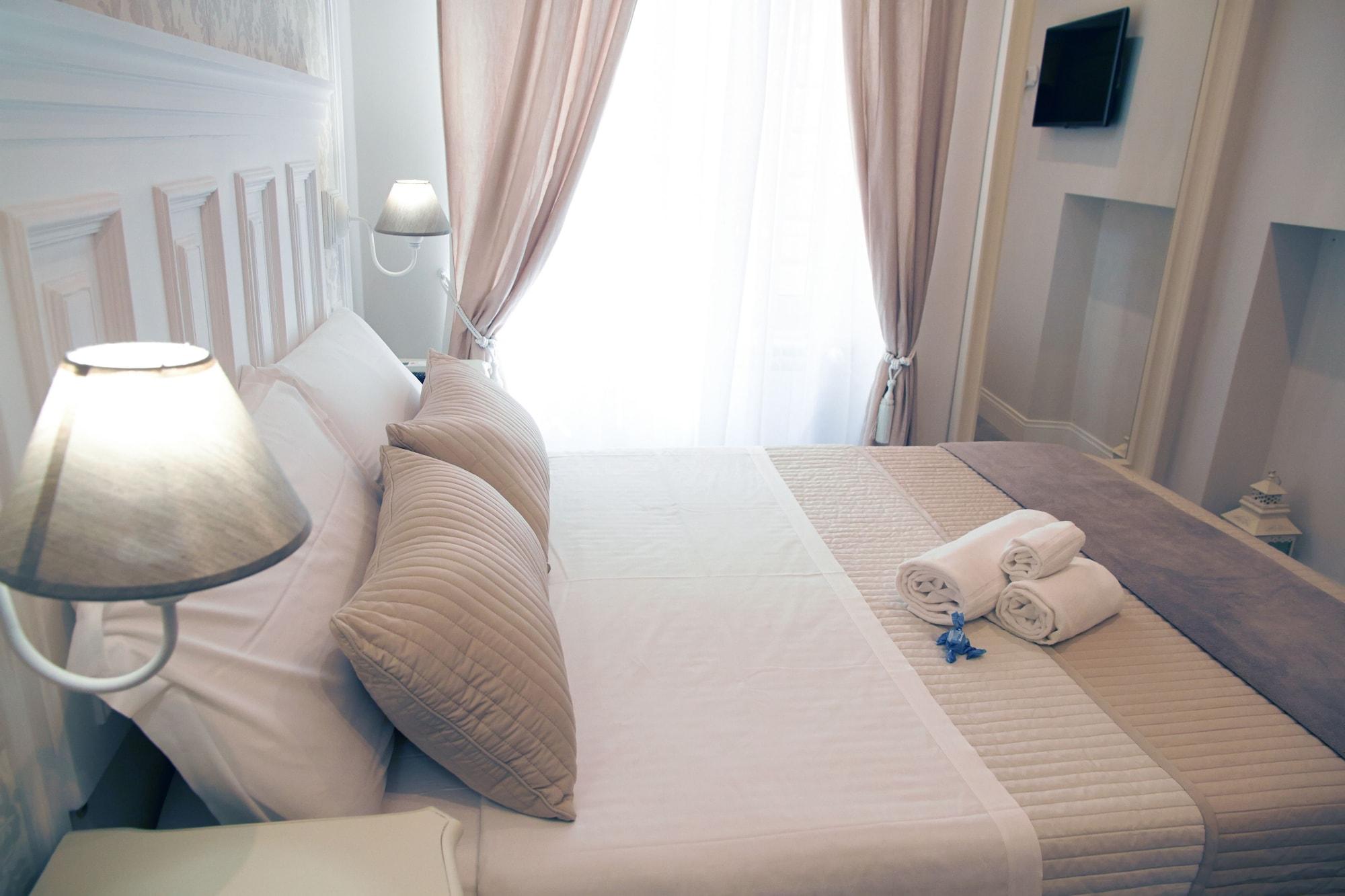 ローマ シャルム＆シック Bed & Breakfast エクステリア 写真